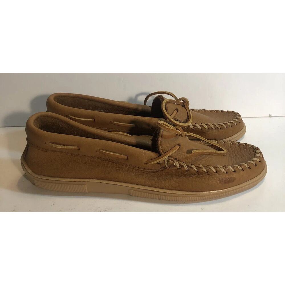 MINNETONKA Womens Size 9 Brown Leather Upper Slip On Rubber Sole Moccasin Shoe
